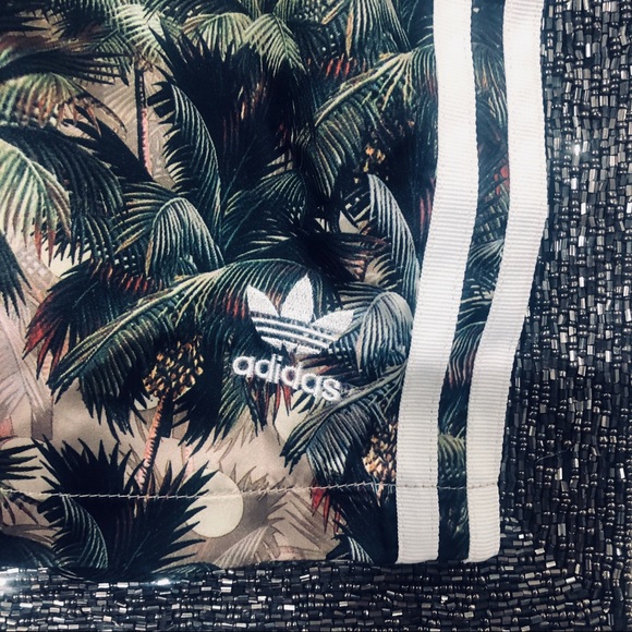 ADIDAS X The Farm Company Shorts Womens - Picture 8 of 8